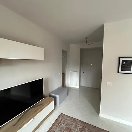 123 Apartment Alba (Piedmont)
